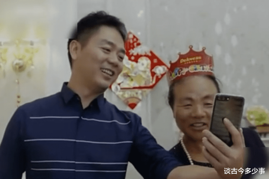 周源|刘强东卸任：我也不想走，可我不能留