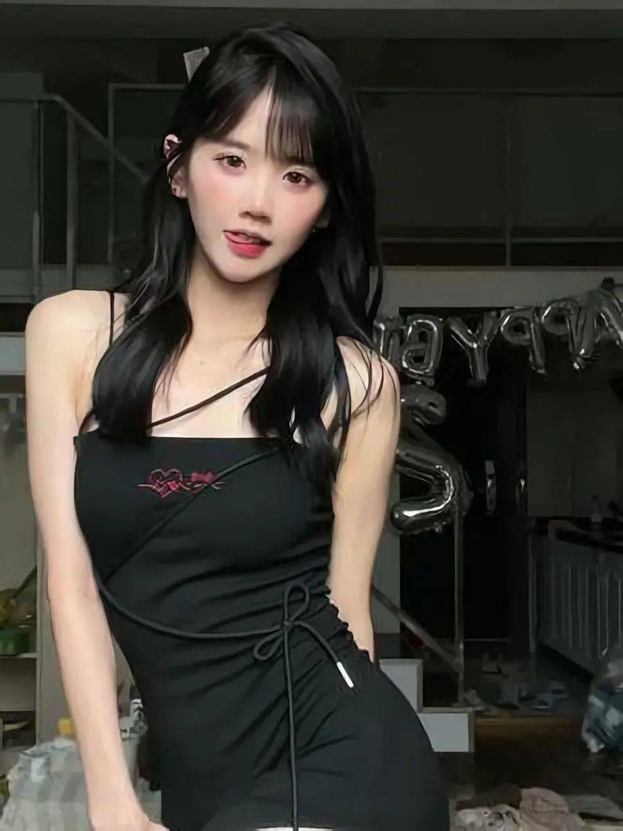 明星素颜|井川里予素颜翻车，网友：不愧是纯欲天花板