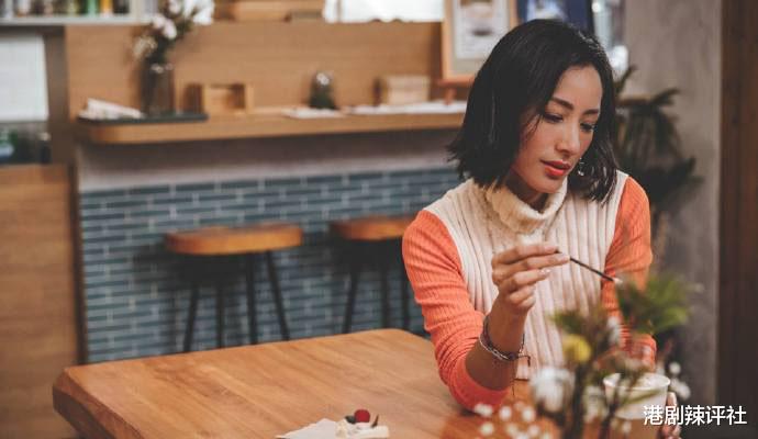 蒋怡|扮演幕后真凶没有难度，蒋怡直言最大困惑是黄宗泽要加亲吻戏