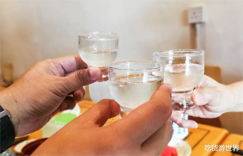 |入冬喝酒忌讳多，提醒各位中年酒友：这3点要牢记，讲究多好处多