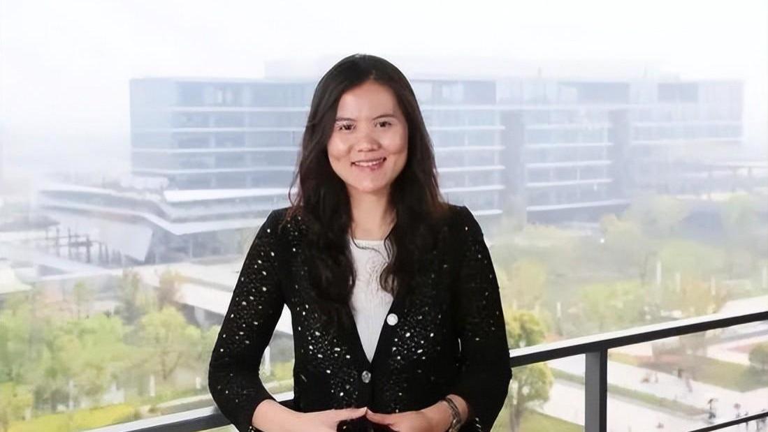 杨宁|支付宝“女王”移民新加坡国家，中国企业家的退路还是野心？