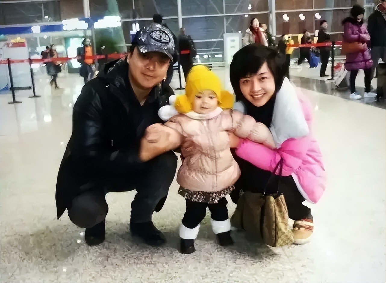 主持人|主持人佟瑶意外离世，丈夫誓不再娶，7年了依旧带着女儿独自生活