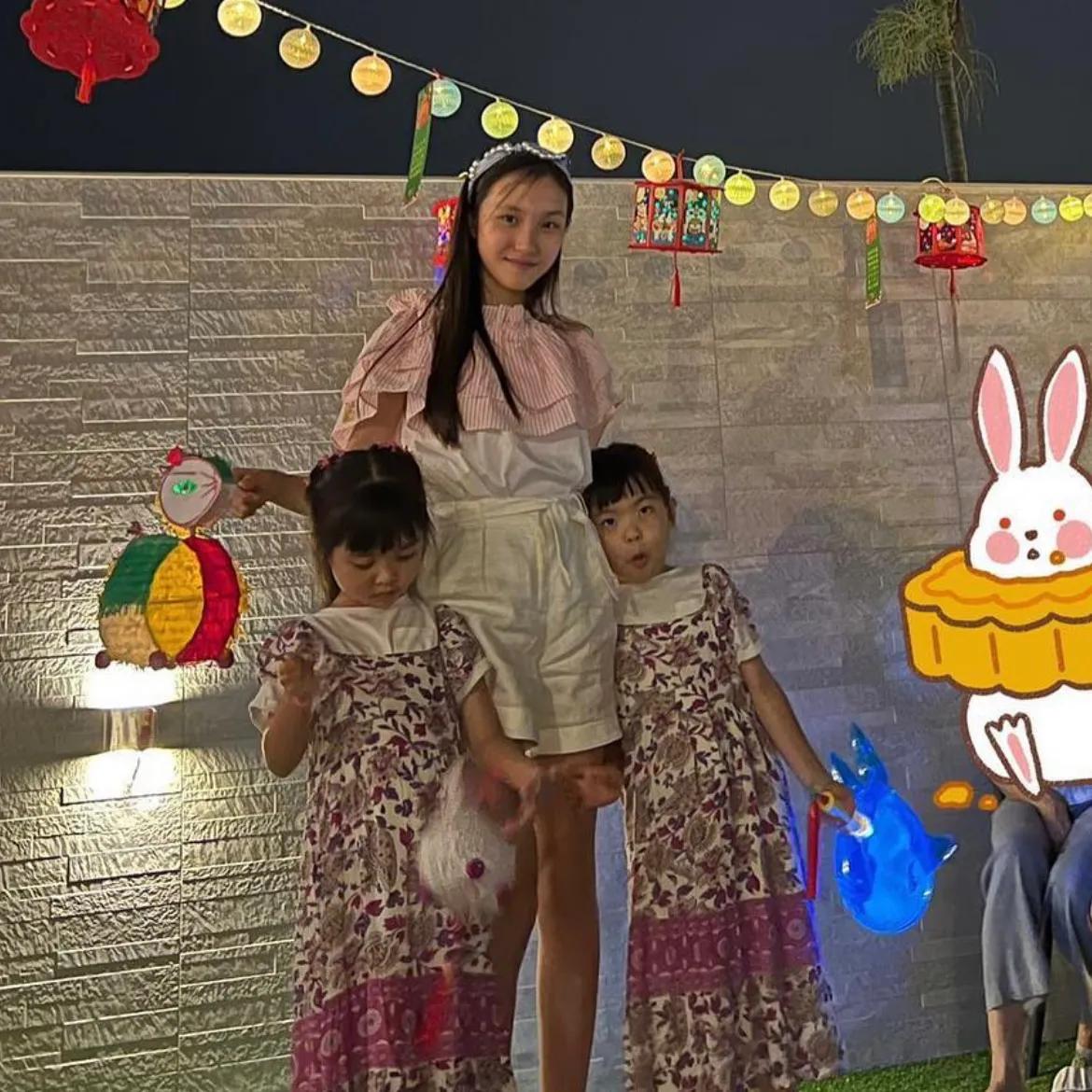 郭可盈|郭可盈晒中秋家庭聚会，画面温馨有爱，熊黛林俩女儿和表姐开心玩耍