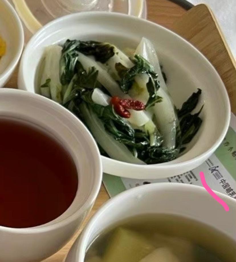 苏醒|苏醒老婆深夜晒娃营业,与儿子外出游玩心情好,“小小苏”好可爱