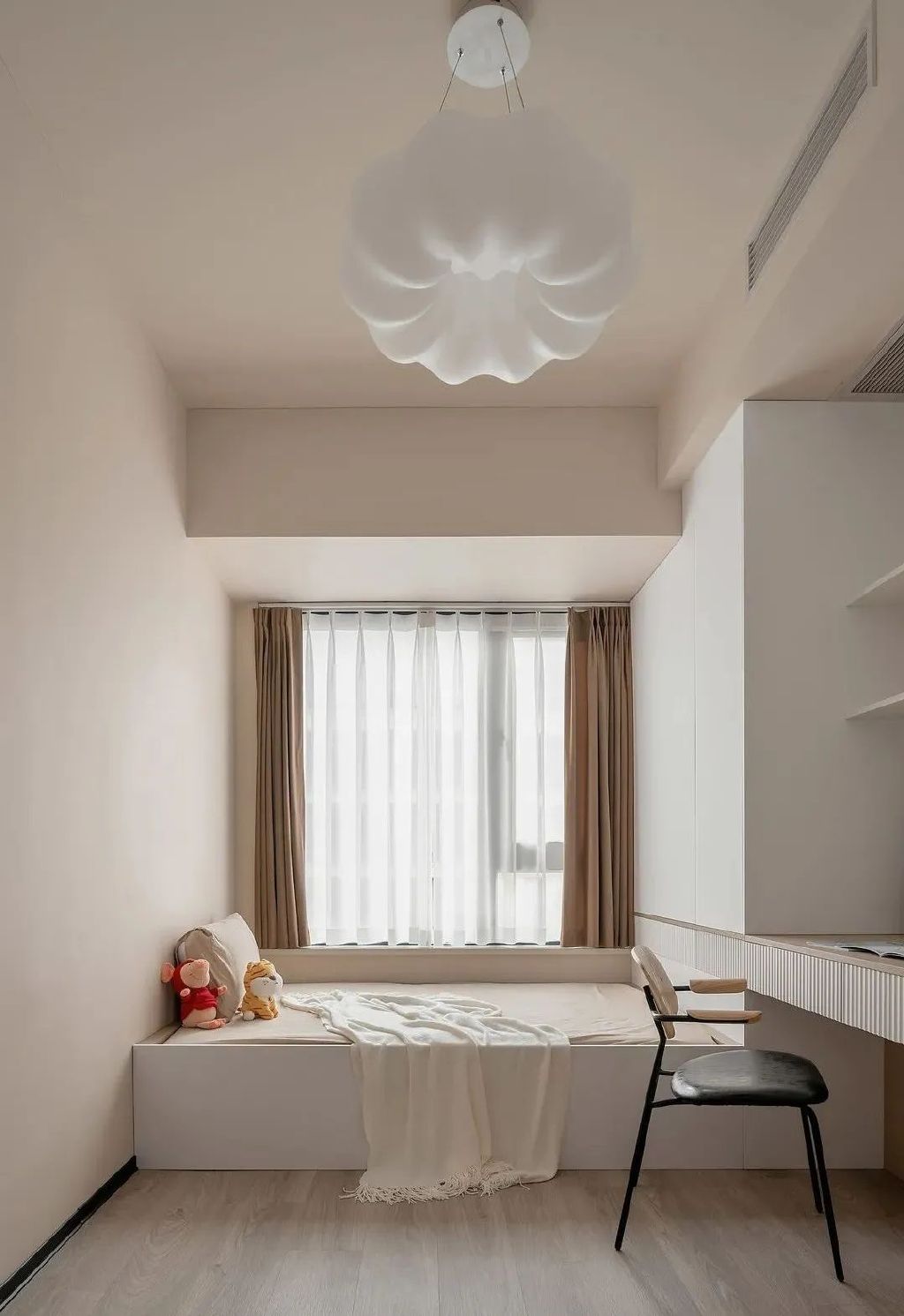 老房改造|135㎡简约风三居室,温馨舒适的三口之家