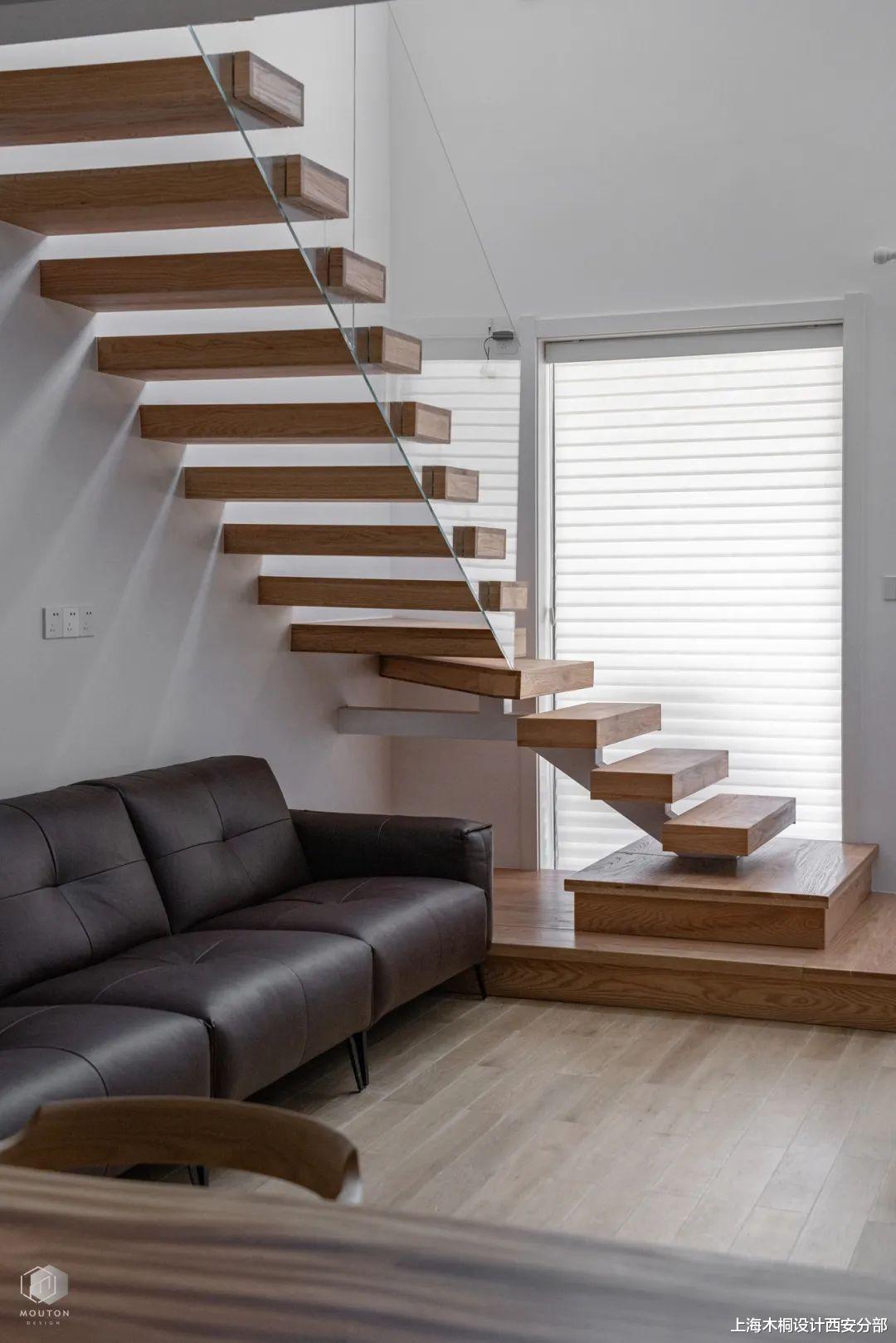 全屋楼梯都改建了,253㎡的房子仿佛会“呼吸”