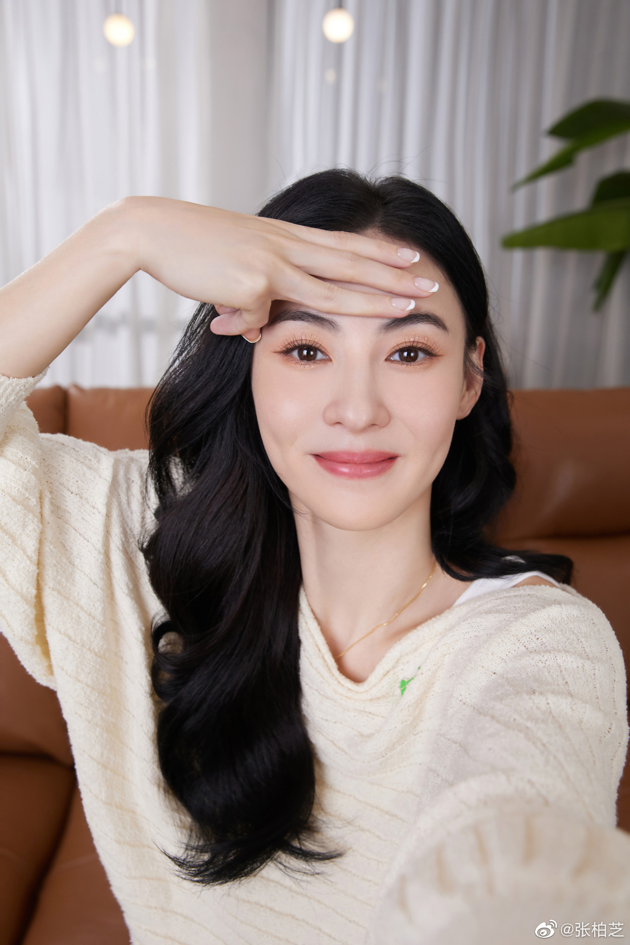 秦岚|张柏芝透露被3岁小儿子抓伤脸，伤口很长遮不住，自称“刀疤张”