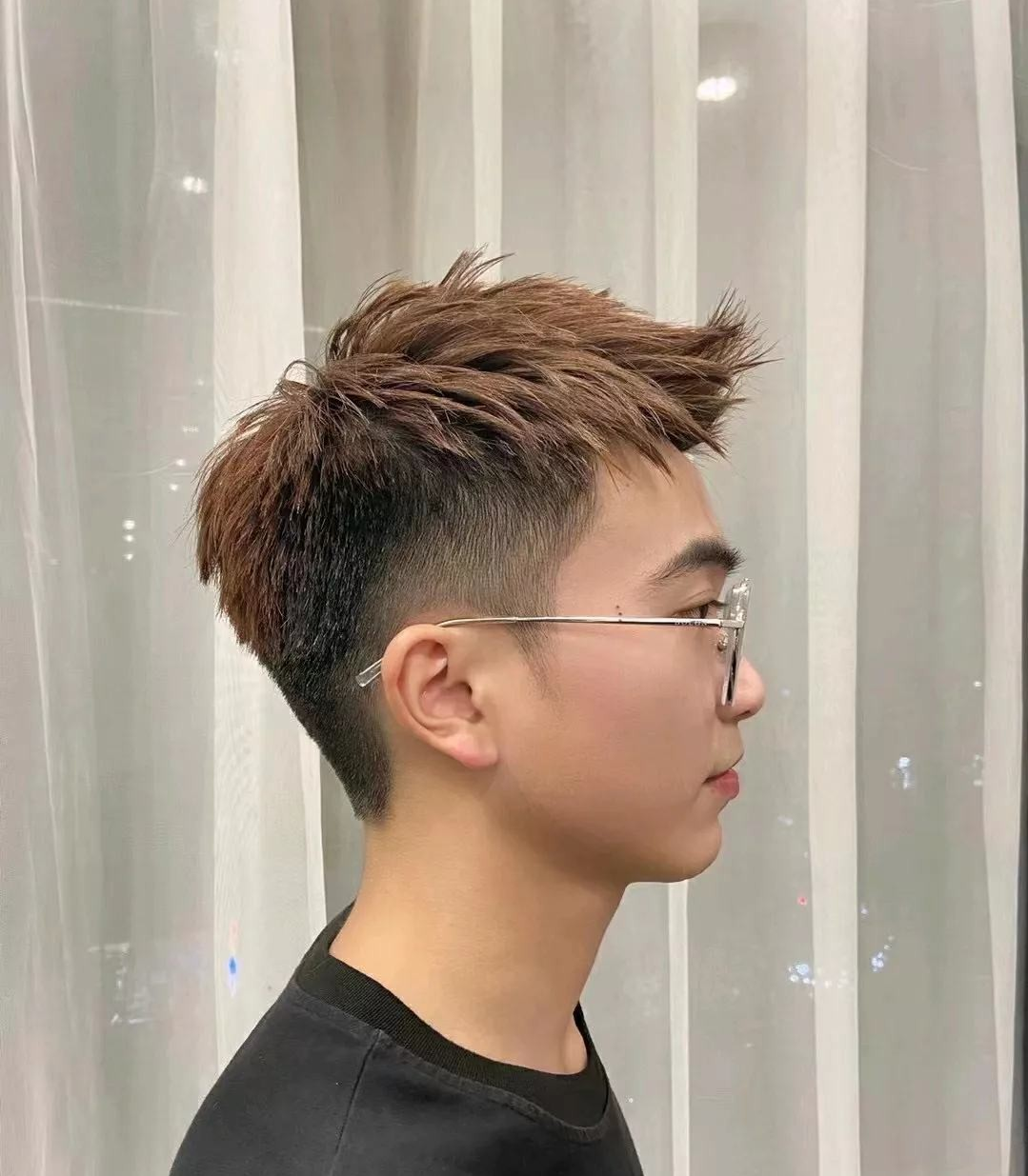 发型 五一流行男发推荐，帅得像整容，时尚有型真精神