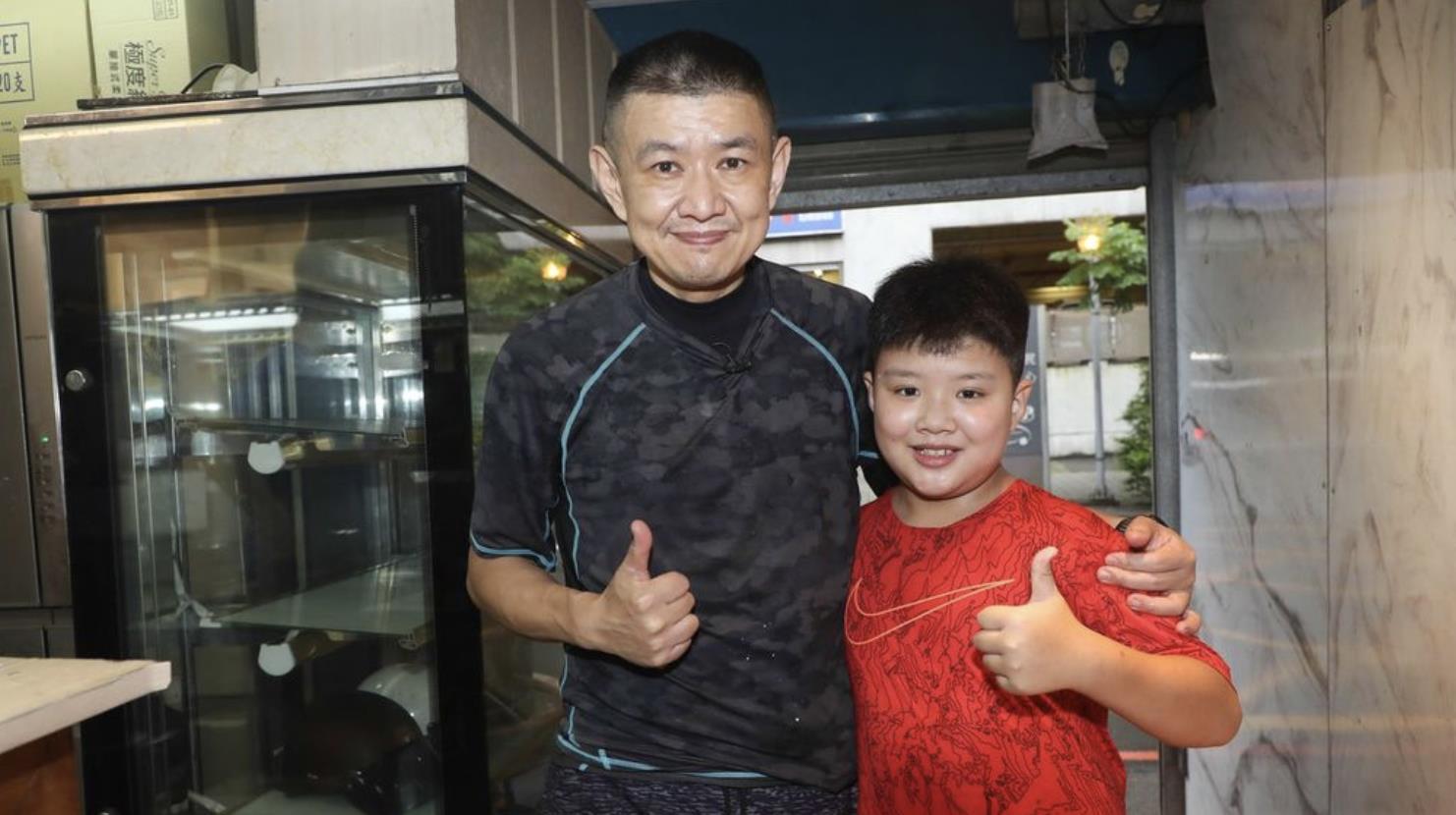 林志颖|林志颖50岁大哥卖肠粉5年，自曝生意勉强养全家，不靠弟弟做招牌