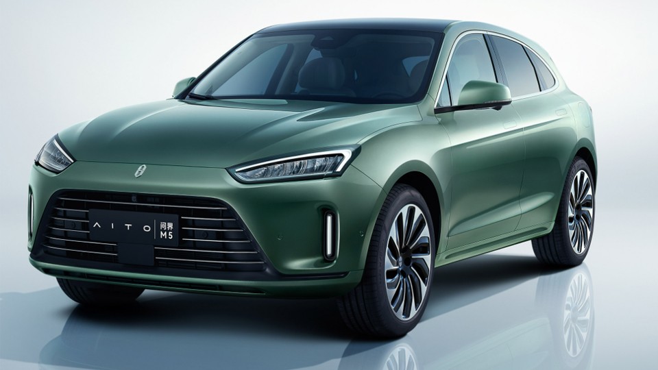 华为鸿蒙系统|过度营销博眼球?有华为“撑腰”的问界M5其实槽点不少