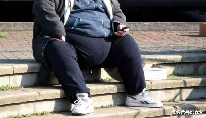 饮食 长胖并不是因为吃得多?这4种根本原因,才是真正引发肥胖的帮凶