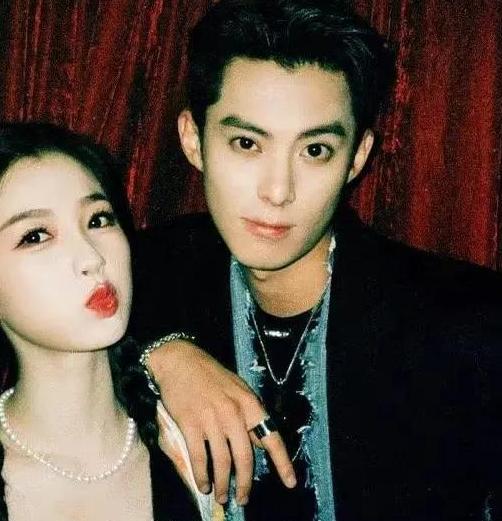 王鹤棣|王鹤棣疑亲手拆CP,暗讽虞书欣太作,网友直呼“下头”