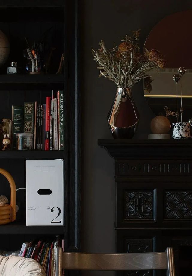 坚持摒弃客厅,不买沙发茶几!这对夫妻的家,成了装修界的教科书