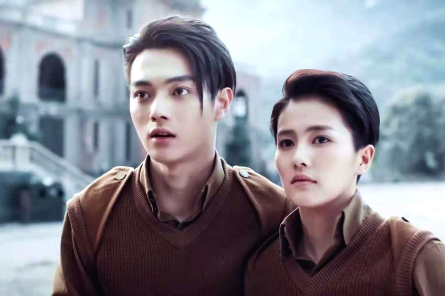 白梦妍|《烈火军校》选角一波三折，白鹿因此剧成功崭露头角