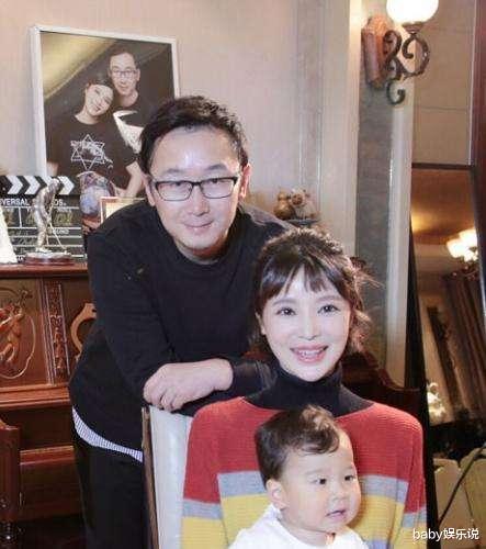 胡蝶|央视主播胡蝶：与陆川闪婚，独自产检，长期分居，7 年后怎么样了