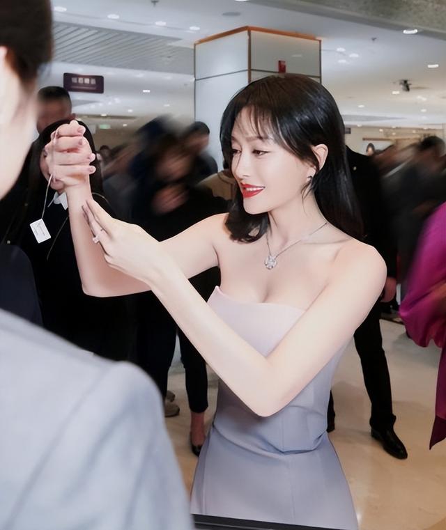 琼瑶|发福认不出、拒演妈、坐拥上亿豪宅,这6位琼瑶女郎各有各的辛酸