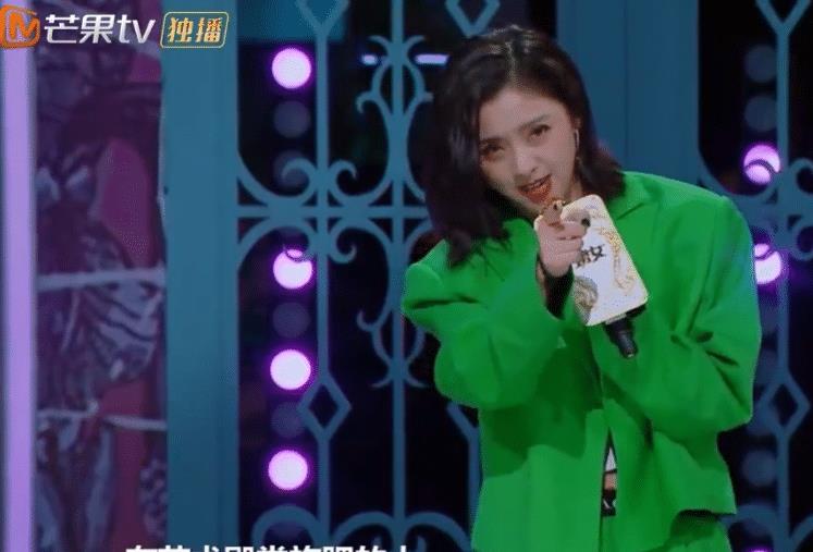 黄小蕾|黄小蕾：拒绝杜淳，倒追大张伟，38天闪婚，为女儿得罪迪士尼