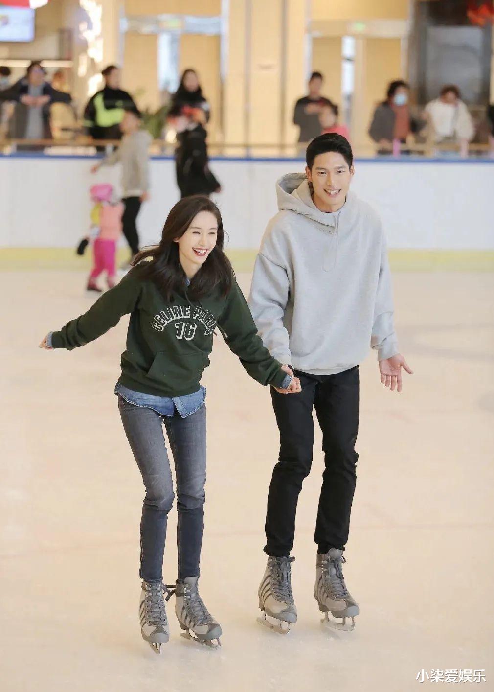 王子文|为了捞金,还在强行装恩爱?