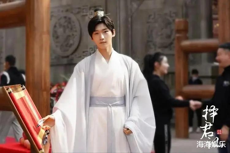 古装剧|又一古装剧开播成黑马,开播3天收视破1.2亿,网友:大爆将袭