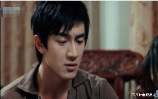 冯绍峰|从冯绍峰身上,我看到了中年男星“放纵”自己的“悲哀”