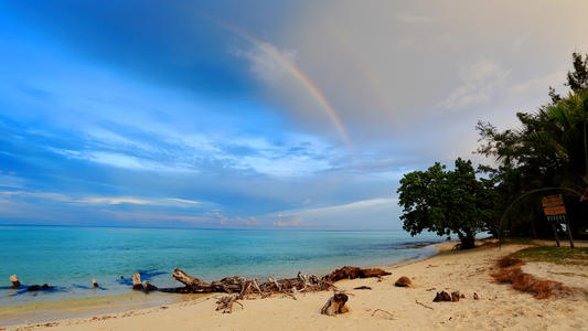 |世界著名海底旅游中心—马来西亚仙本那