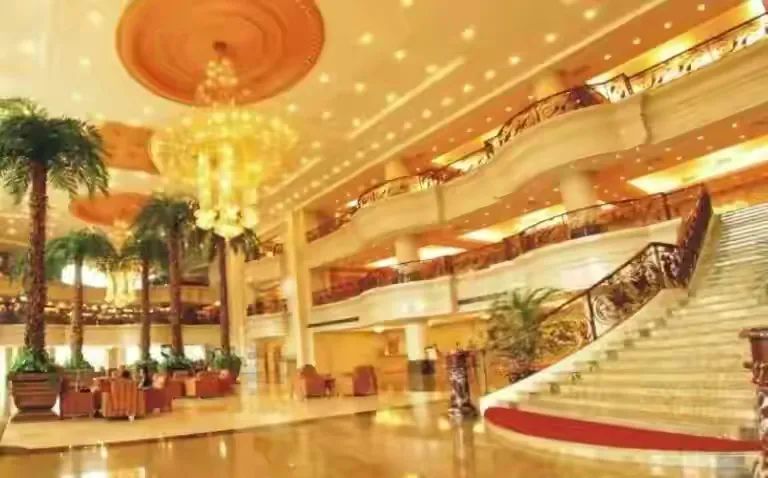 东莞“太子酒店”覆灭后,太子辉背后的特殊培训师蒋艳,后悔吗?