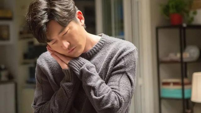 殷桃|《欢乐颂》编剧新作,家庭剧《小夫妻》开机,殷桃本色出演女强人