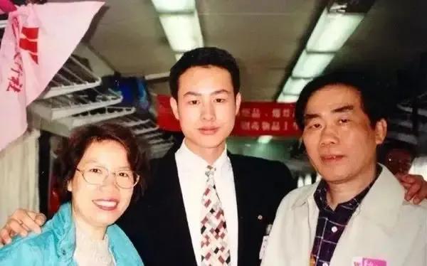 张颂文|张颂文:3年被拒800多次,出道20年不温不火,影视圈欠他一个影帝