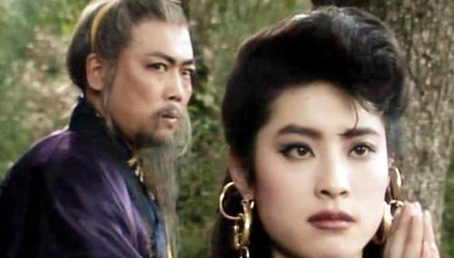 刘畊宏|《白眉大侠》中的龙云凤比白一子武艺有多大差距？