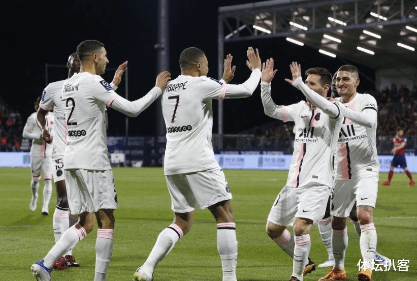 梅西|3-1！6-1！梅西单赛季2次助攻戴帽，创下90年纪录，法甲史上第1人