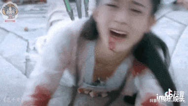 赵露思|破碎感还是清冷面瘫？赵露思演技引群嘲，粉丝反黑破坏路人缘？