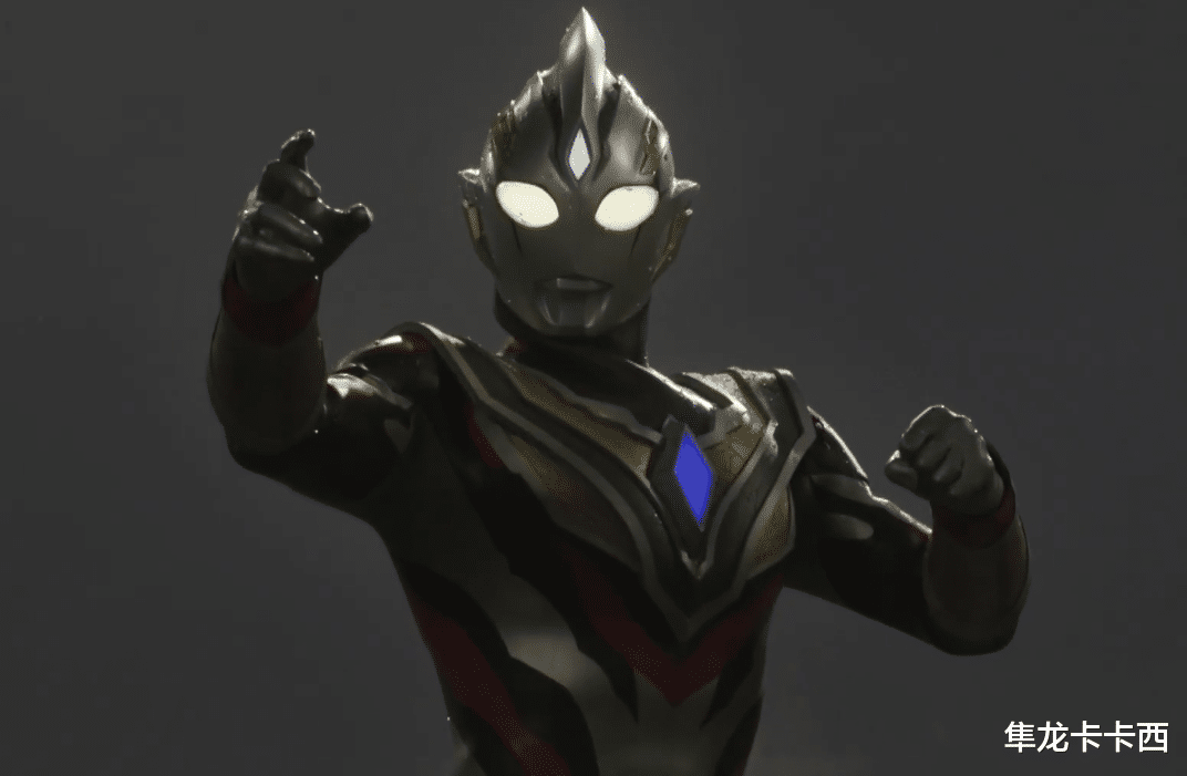 面相|真特利迦奥特曼官方街机卡 面相略凶的光之巨人 数值比肩究极奥