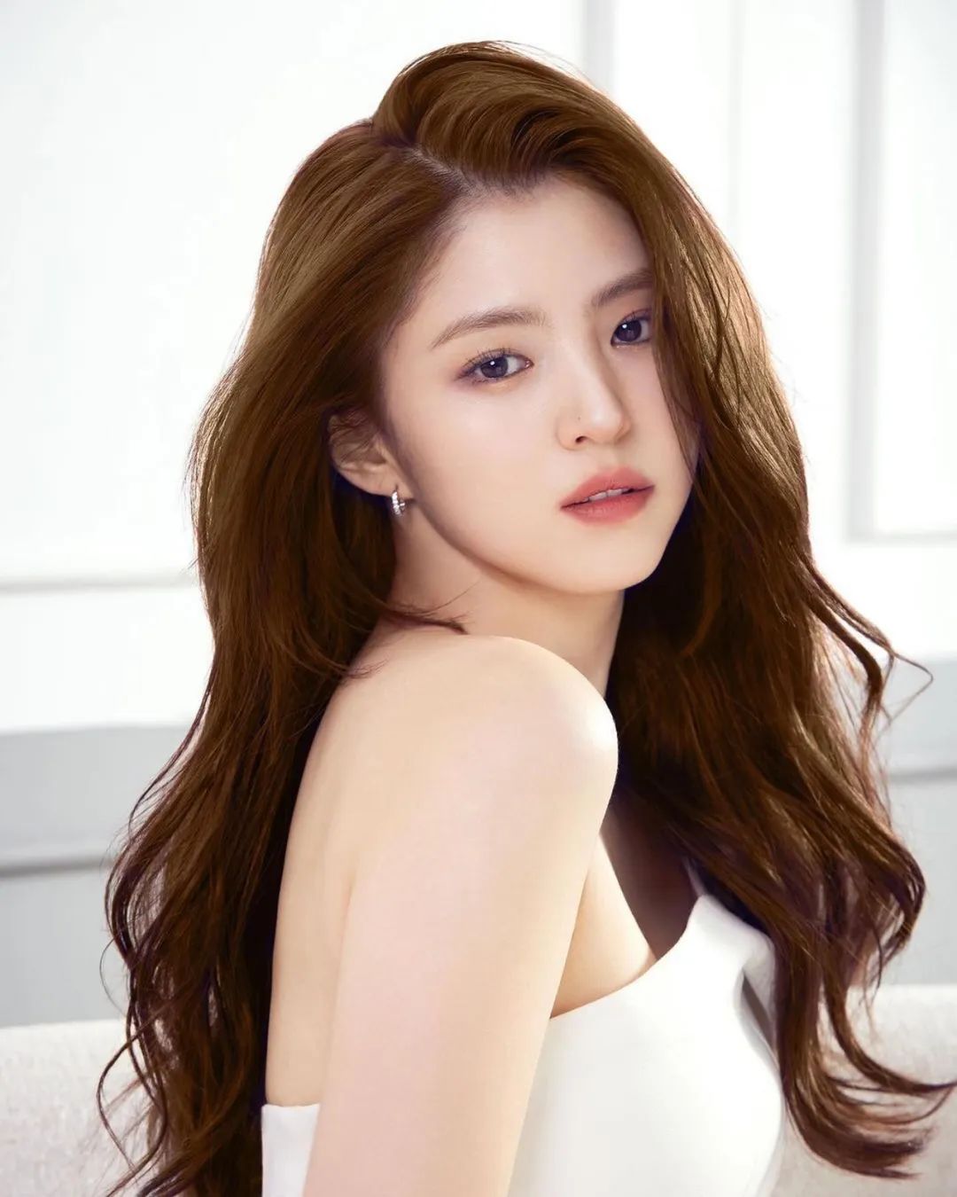 韩素希|“韩国最美小三”爆红后全款买2亿豪宅!如今被曝在居酒屋打工?