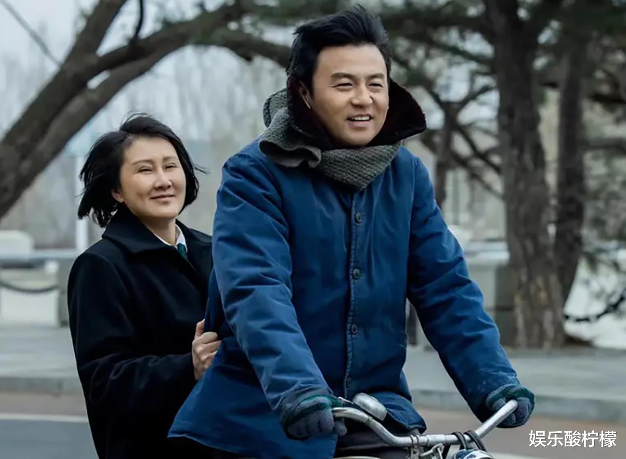 周璇|央媒称《人世间》创8年新高，播出16年的《乡村爱情14》只字不提