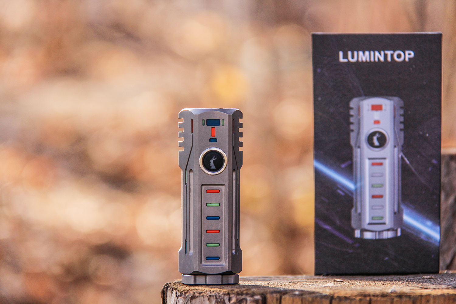 雷神|收藏版的手电筒,激光中的凡尔赛:雷明兔雷神5激光手电