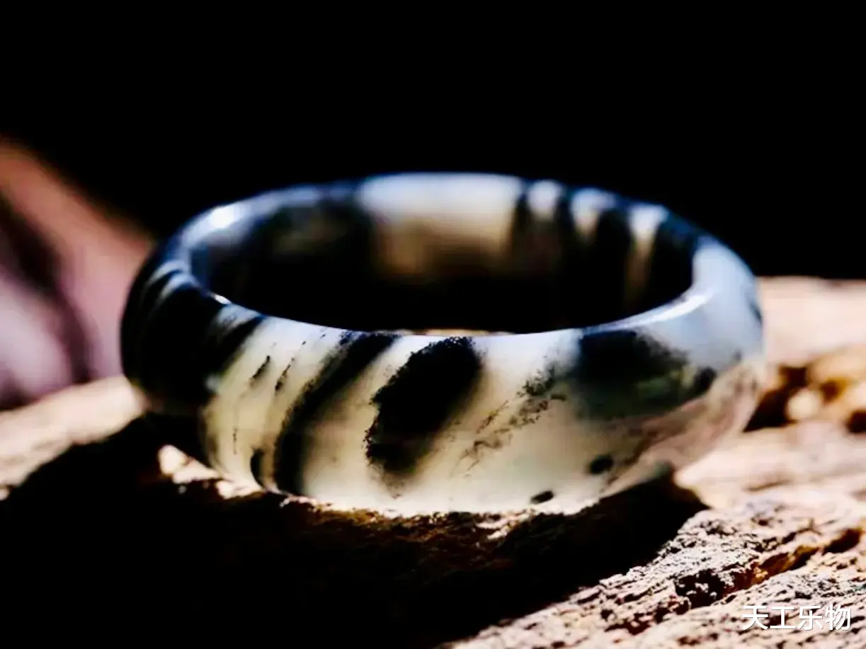 |千年不朽，万年不变！盘点那些可以传代的和田玉！