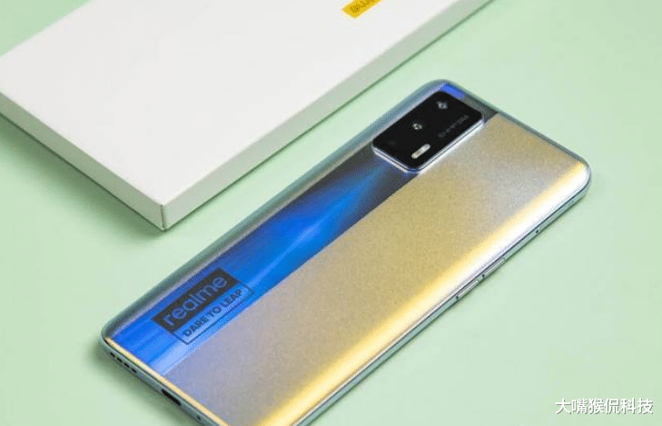 华为|真我GTneo闪速版价格新低，亲民价香不香？旗舰处理器的确不错