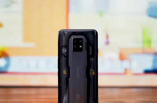 |好卖到“断货”的4nm机皇也降价了，全系下跌500元