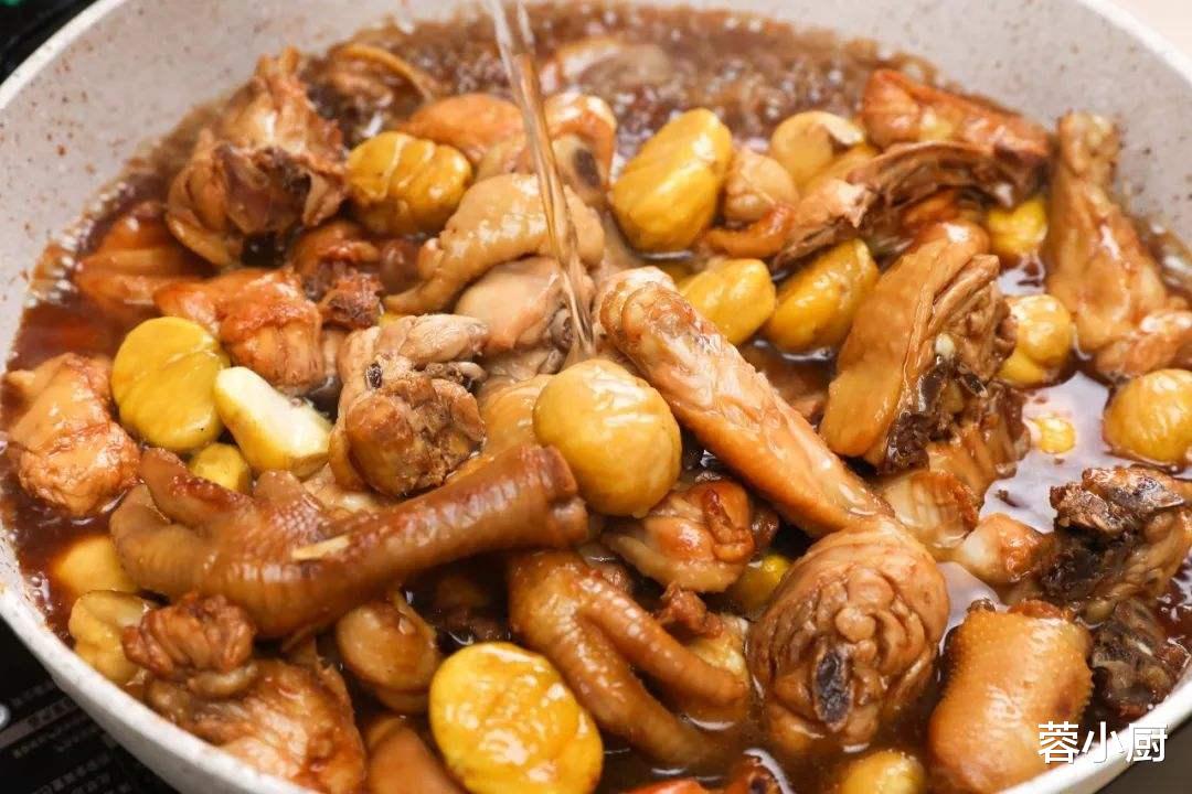 进入毒七月,饮食宜“增甘减苦”,建议吃“1米2肉3果”,身体好