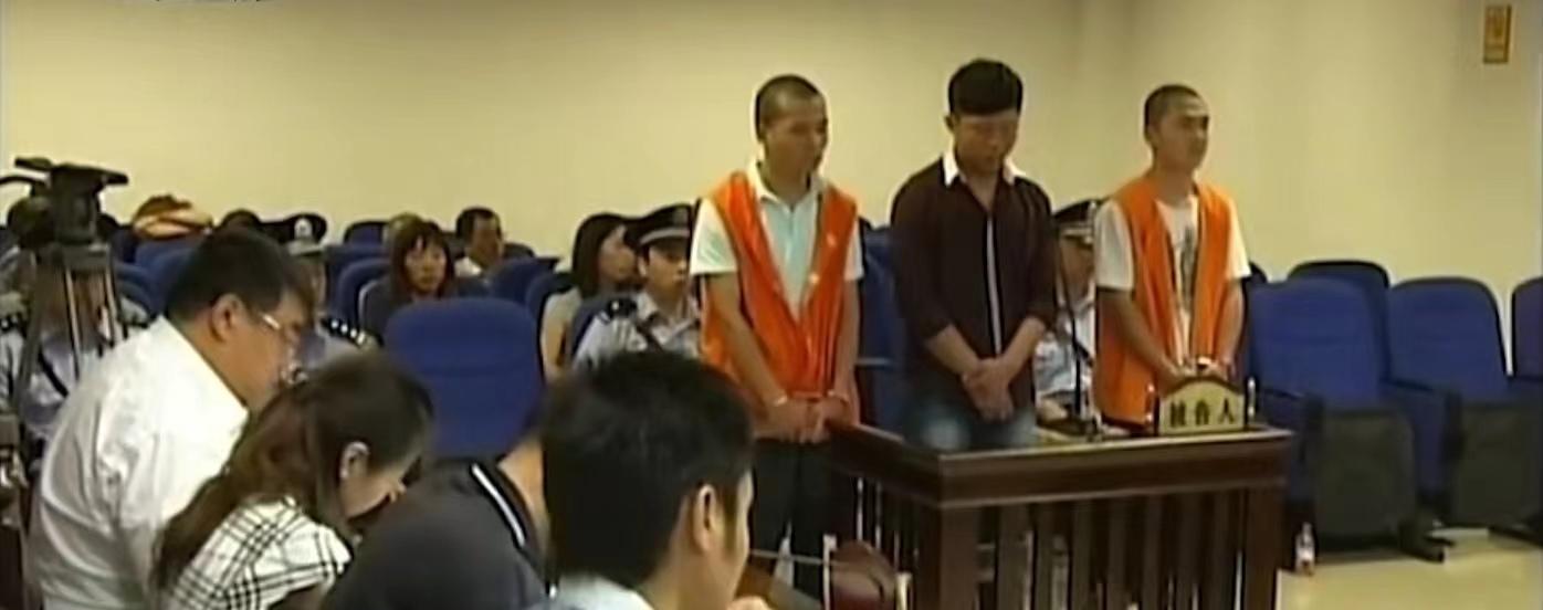 河南木材厂老板赌博输钱,花2万元杀妻,被妻子花10万元送进监狱