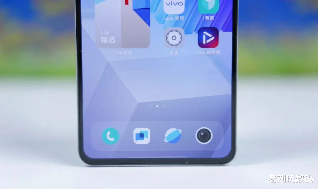 iqoo neo7|价格仅差100，K60E和IQOO Neo7 SE谁更强一些？