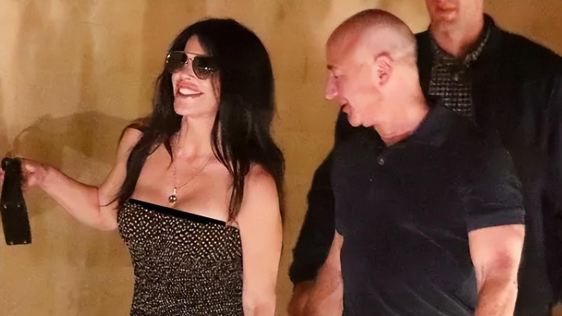 T-ara|52岁的桑切斯：离过婚带三娃，还能撬走世界首富，比邓文迪还厉害