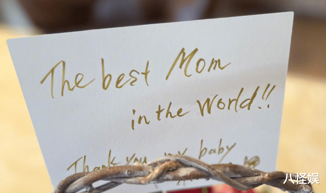 林志玲|林志玲产子后迎首个母亲节，老公黑泽良平送花表白：最棒的妈妈