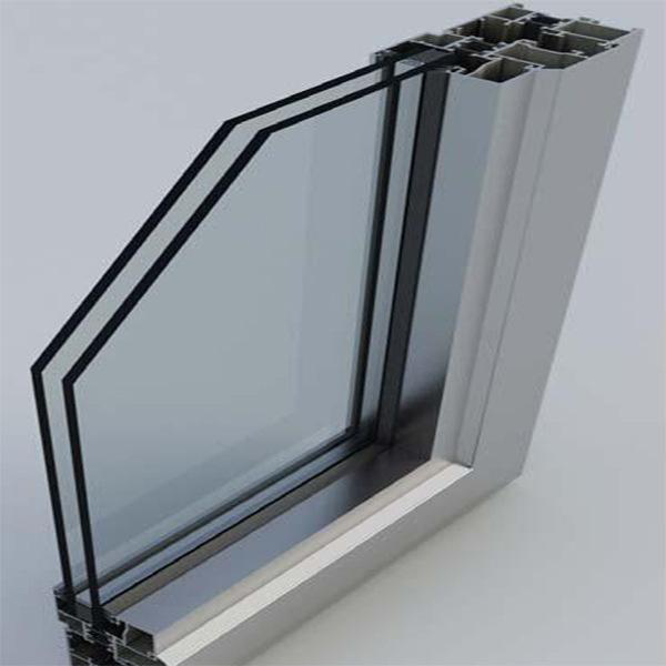 听完老店家的这番话才知道,原来阳台装这种窗户保暖又隔音!