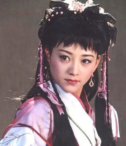 苗乙乙|作为最美魏国夫人，苗乙乙因车祸面瘫出演金婚被骂无奈退圈