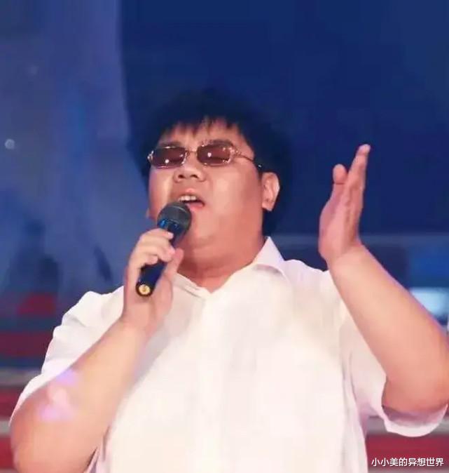 星光大道|《星光大道》歌手杨光耍大牌,被导演怒斥:你给我滚出娱乐圈!