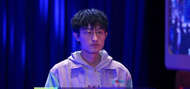 脱5|《脱5》邱瑞险胜庞博，后浪拍前浪；毛豆对何广智，巨浪拍扁舟