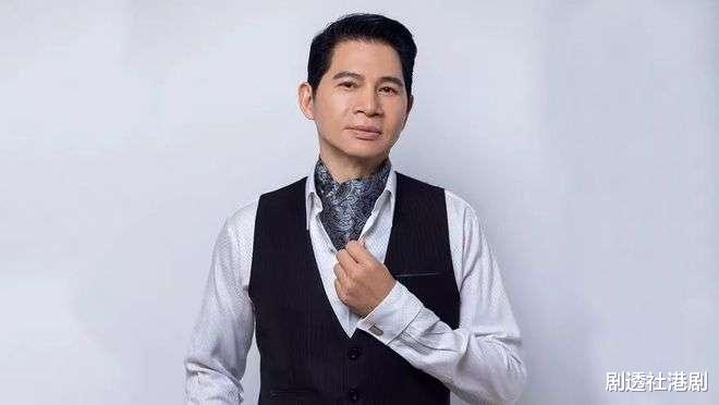 郭碧婷|59岁老戏骨新剧演张智霖父亲，曾有结扎念头，回归幕前专门去植发