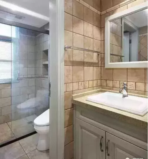 头一次见卫生间这样做“干湿分离”,回家我想砸了重装,真是聪明