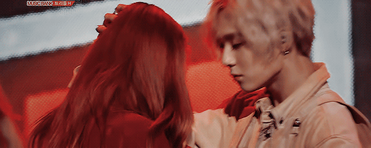 金泫雅|泫雅分手!男方劈腿嫩妹,说她是最后一任,男人靠得住母猪会上树